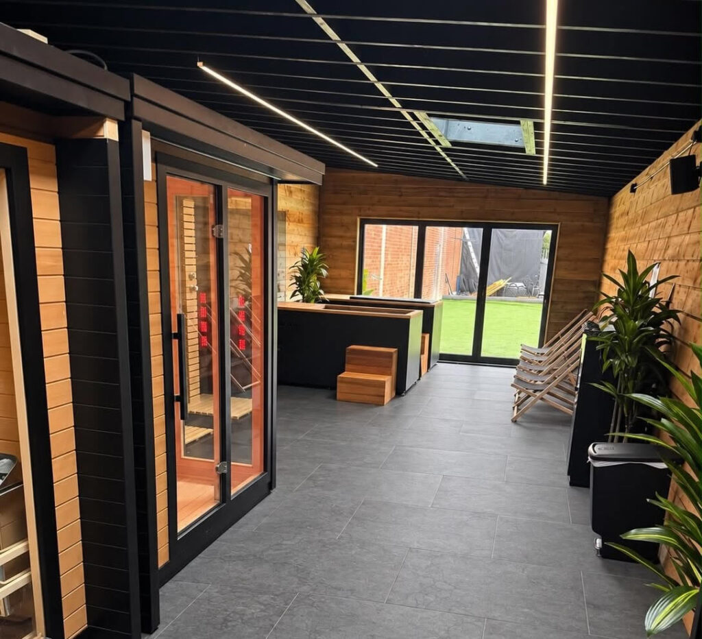 RedHill Construction, Invictus Gym, Extension_fi